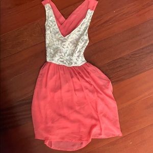 Beautiful light pink/peach spring dress